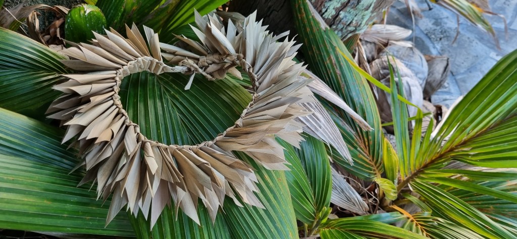 Les Tressages de Valérie – Couronne de tête en&nbsp;pae&rsquo;ore